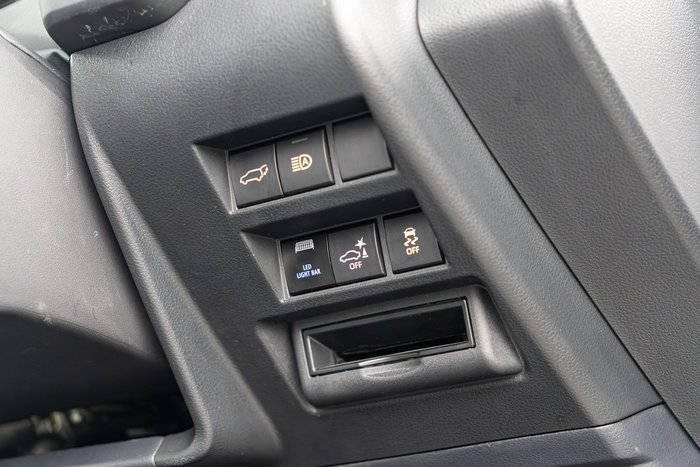 2025 Toyota Landcruiser VX