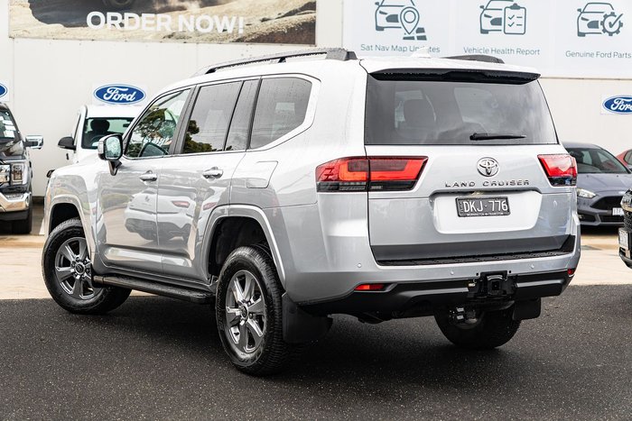 2025 Toyota Landcruiser VX