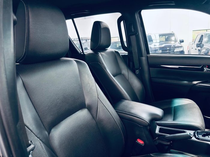 2020 Toyota Hilux Rugged X GUN126R 4X4 Dual Range Eclipse Black