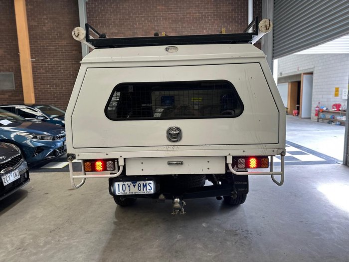 2018 Toyota Hilux SR5 GUN126R 4X4 Dual Range Glacier White