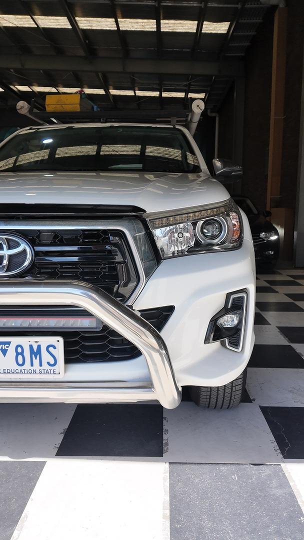 2018 Toyota Hilux SR5 GUN126R 4X4 Dual Range Glacier White