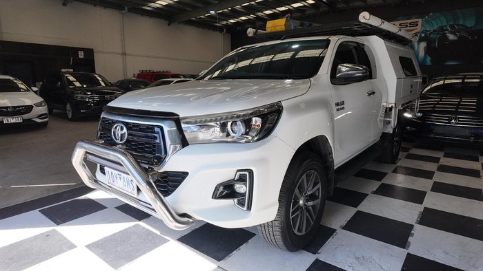2018 Toyota Hilux SR5 GUN126R 4X4 Dual Range Glacier White