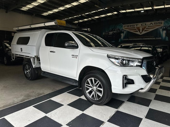 2018 Toyota Hilux SR5 GUN126R 4X4 Dual Range Glacier White