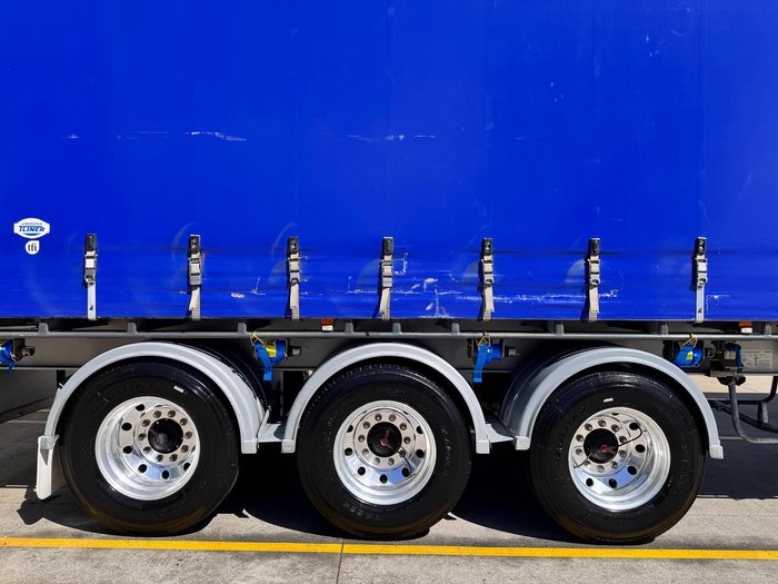 2016 Maxitrans St3 Tri Axle