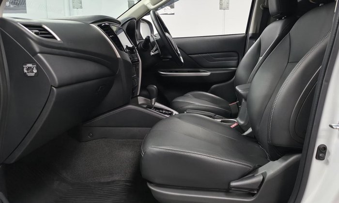 2023 Mitsubishi Triton Xtreme MR MY23 4X4 Dual Range White Diamond with Black Roof