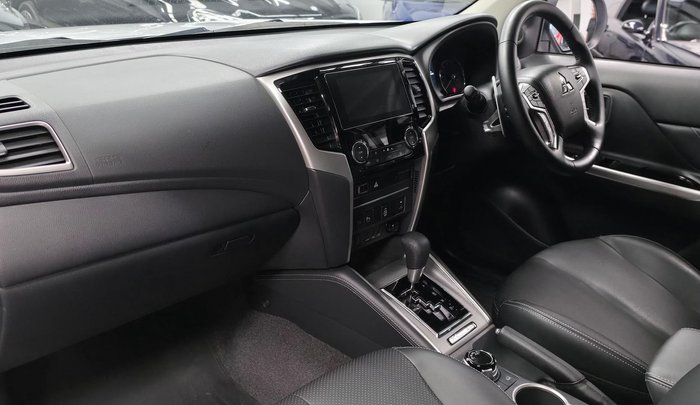 2023 Mitsubishi Triton Xtreme MR MY23 4X4 Dual Range White Diamond with Black Roof