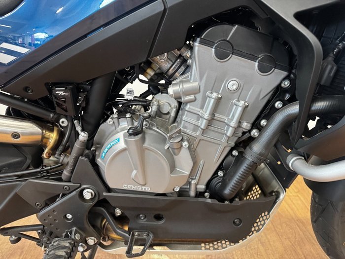 2022 CFMoto 800MT LIMITED EDITION SILVER