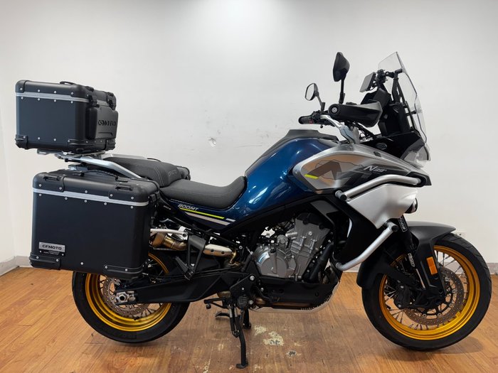 2022 CFMoto 800MT LIMITED EDITION SILVER