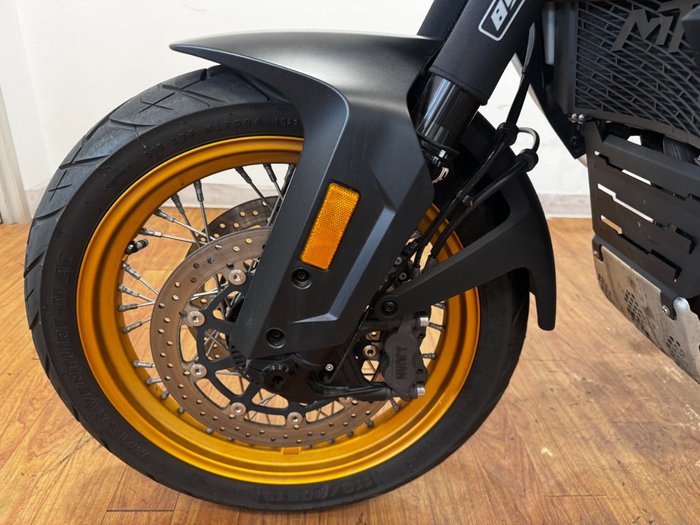 2022 CFMoto 800MT LIMITED EDITION SILVER