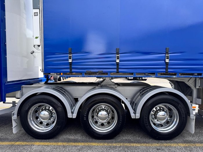 2010 Krueger 32 Pallet Dd