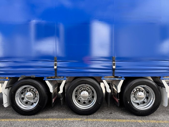 2010 Krueger 32 Pallet Dd