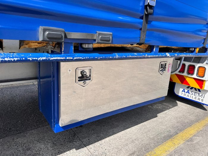 2010 Krueger 32 Pallet Dd