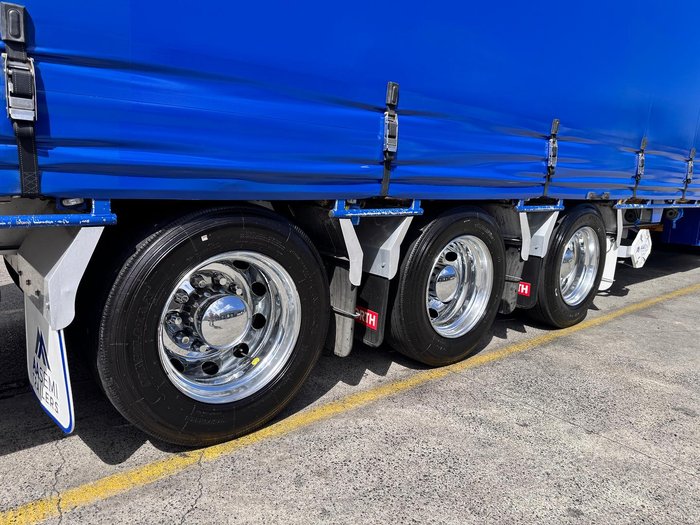 2010 Krueger 32 Pallet Dd