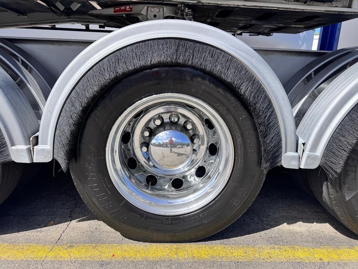 2010 Krueger 32 Pallet Dd