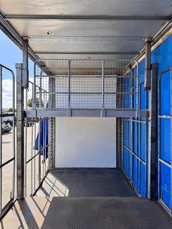 2010 Krueger 32 Pallet Dd