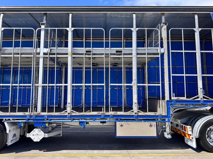 2010 Krueger 32 Pallet Dd