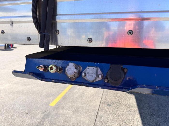 2015 Maxitrans St3 32 Pallet