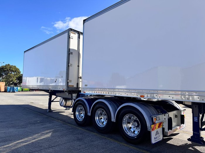 2015 Maxitrans St3 32 Pallet