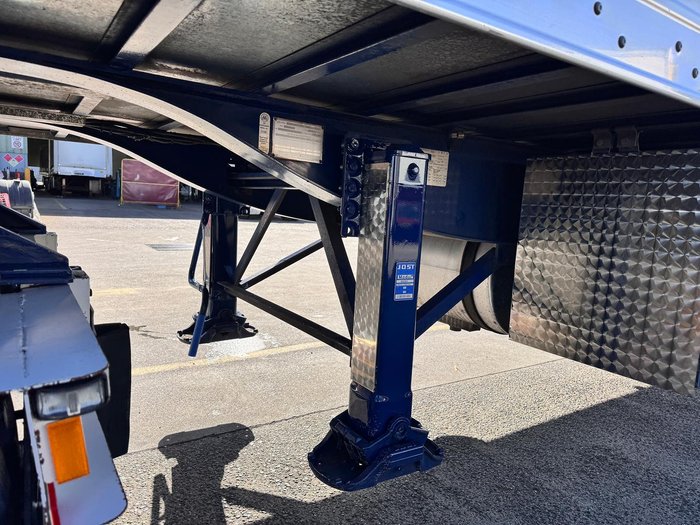 2015 Maxitrans St3 32 Pallet