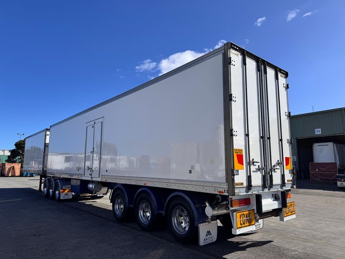 2015 Maxitrans St3 32 Pallet