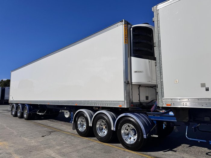 2015 Maxitrans St3 32 Pallet