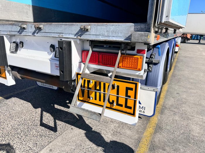 2015 Maxitrans St3 32 Pallet