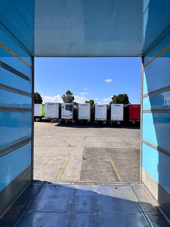 2015 Maxitrans St3 32 Pallet