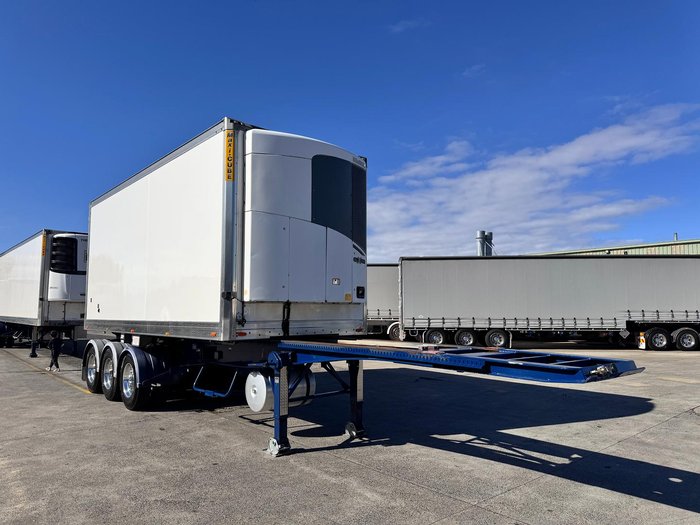 2015 Maxitrans St3 32 Pallet