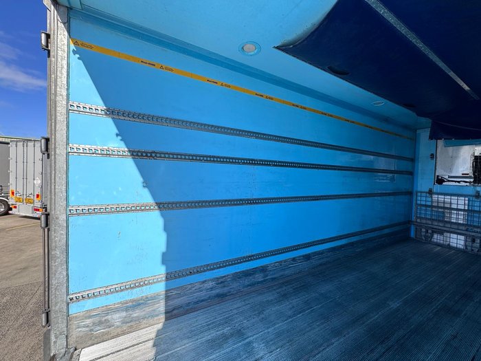 2015 Maxitrans St3 32 Pallet