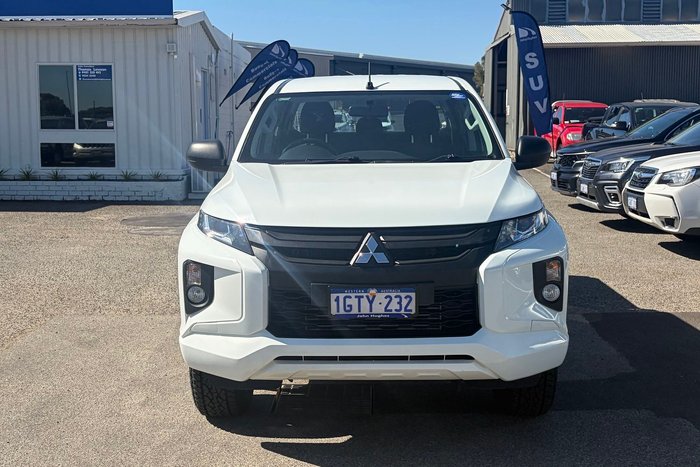 2019 Mitsubishi Triton GLX