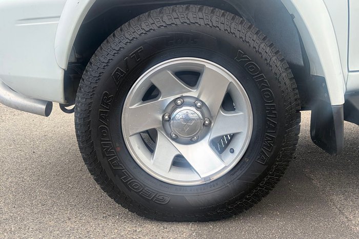 2005 Mitsubishi Triton GLX-R