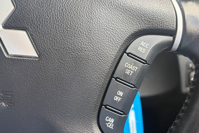 2019 Mitsubishi Pajero GLS