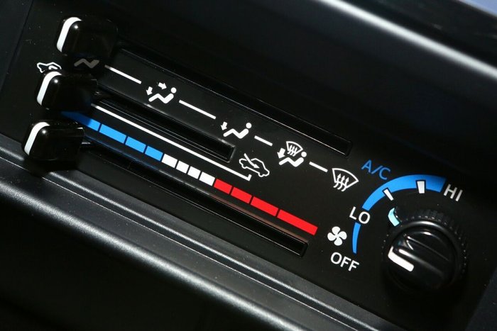 2024 Toyota Landcruiser Workmate