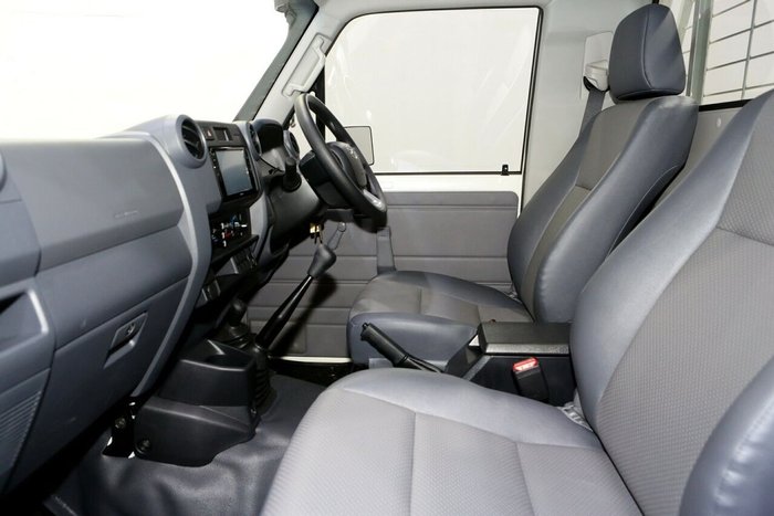 2024 Toyota Landcruiser Workmate