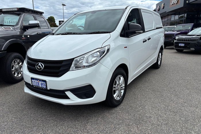 2022 LDV G10 +