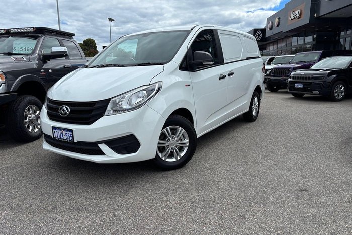 2022 LDV G10 +