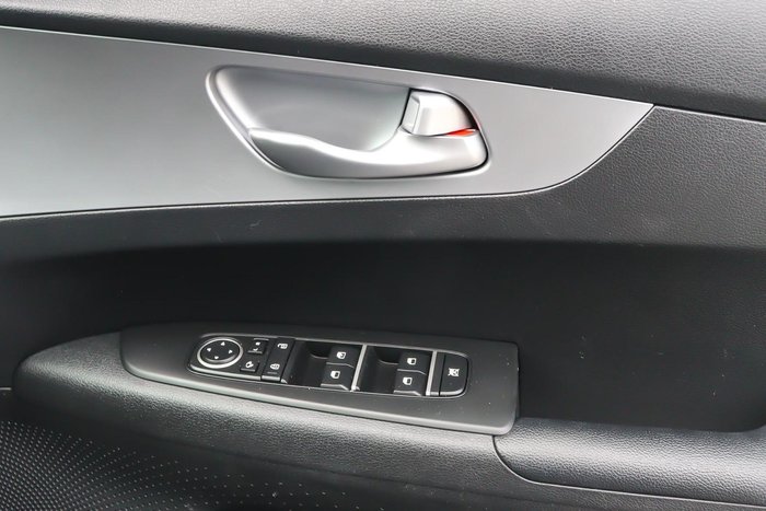 2022 Kia Cerato S