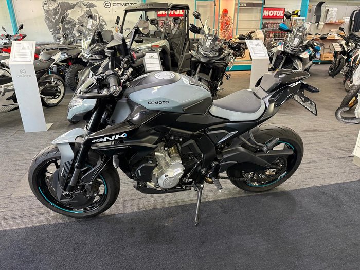 2025 CFMOTO 675NK NK Black
