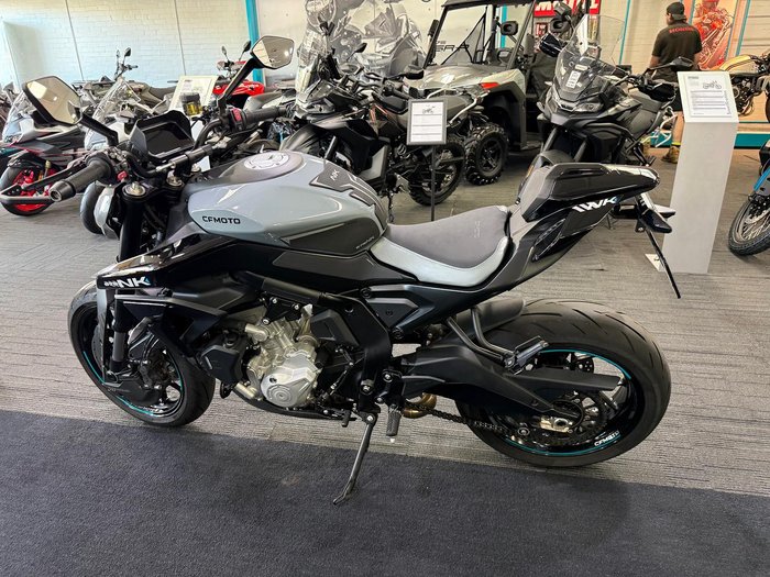 2025 CFMOTO 675NK NK Black