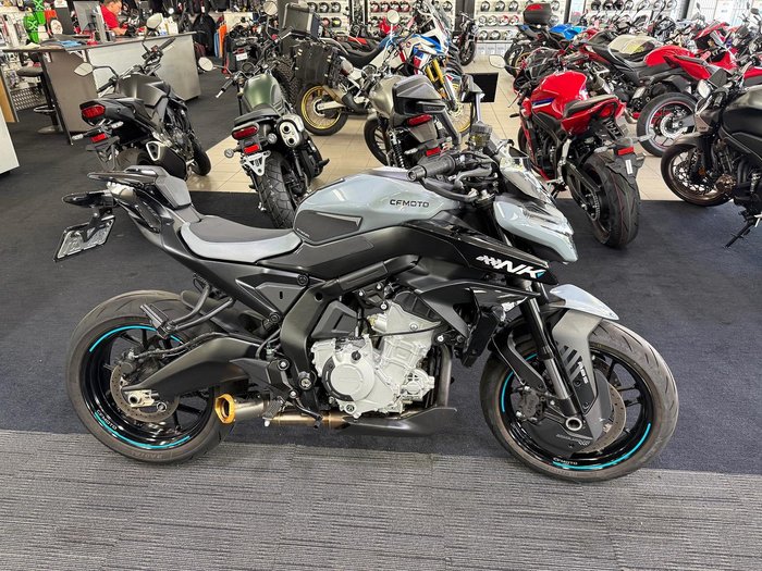 2025 CFMOTO 675NK NK Black