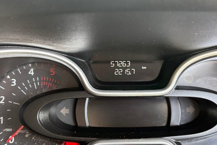 2021 Mitsubishi Express GLX