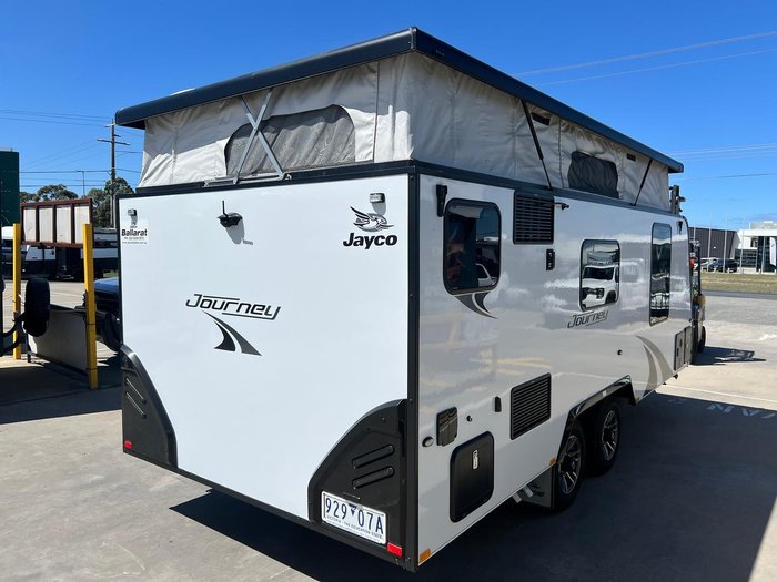 2023 Jayco Journey 17.55-8