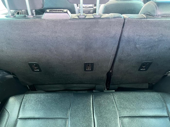 2022 Ford Everest Titanium