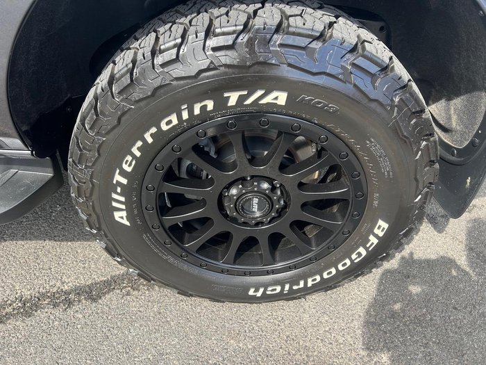 2022 Ford Everest Titanium