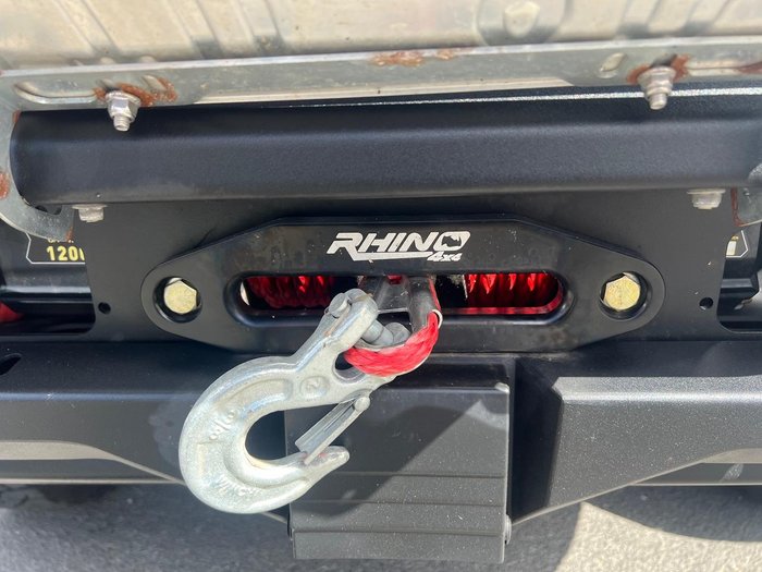 2022 Ford Everest Titanium