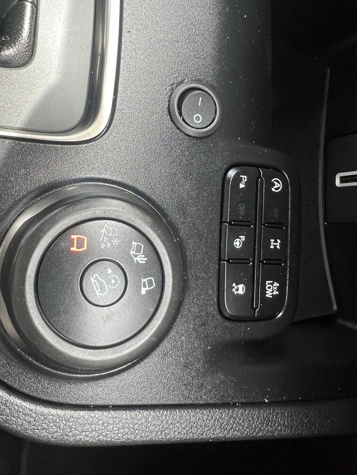 2022 Ford Everest Titanium