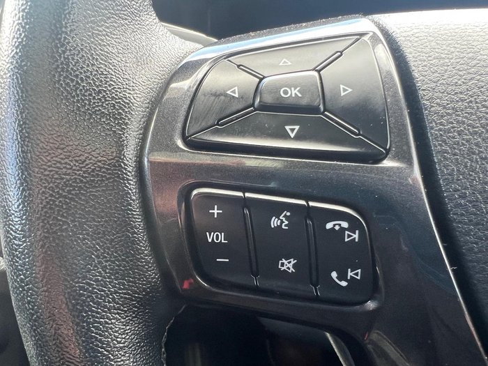 2022 Ford Everest Titanium