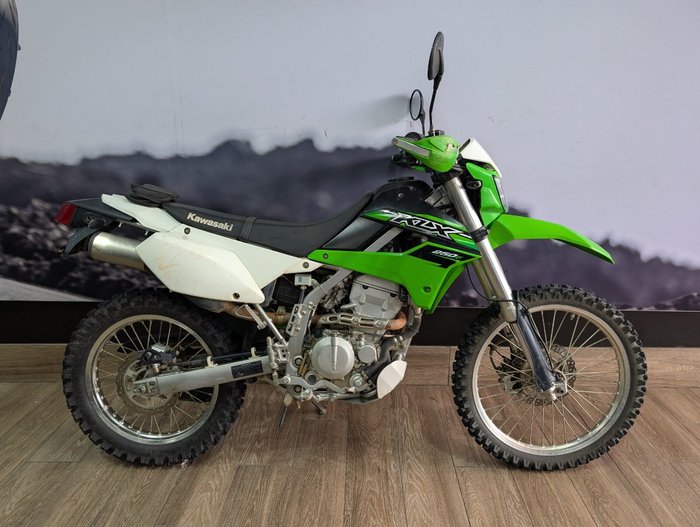 2015 Kawasaki KLX250S GREEN