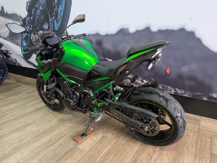 2022 Kawasaki Z900 SUPERNAKED (ZR900) Black