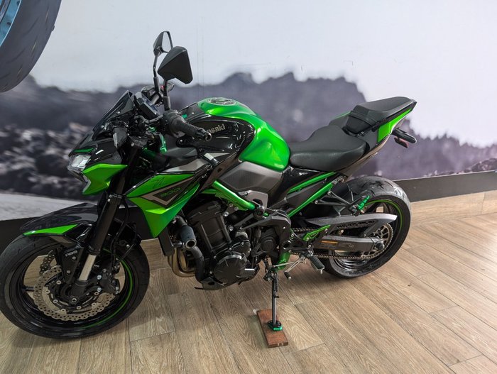 2022 Kawasaki Z900 SUPERNAKED (ZR900) Black